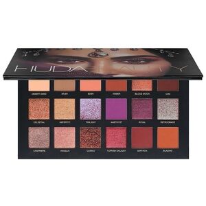 Huda Beauty Desert Dusk Palette